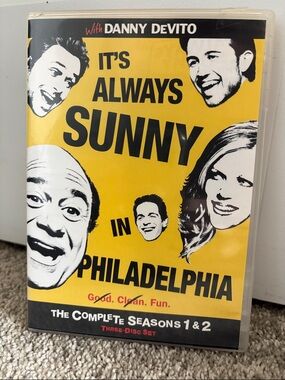 It's Alway Sunny in Philadelphia Season's 1 and 2 three disc DVD set